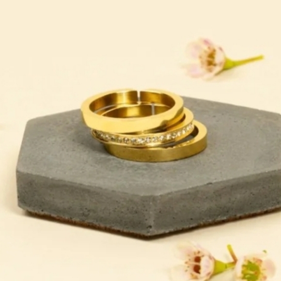 NEW Vita Fede Cassio Pavé Triple Ring Set Size 7.5 Stainless Steel Gold Painted - Picture 3 of 9